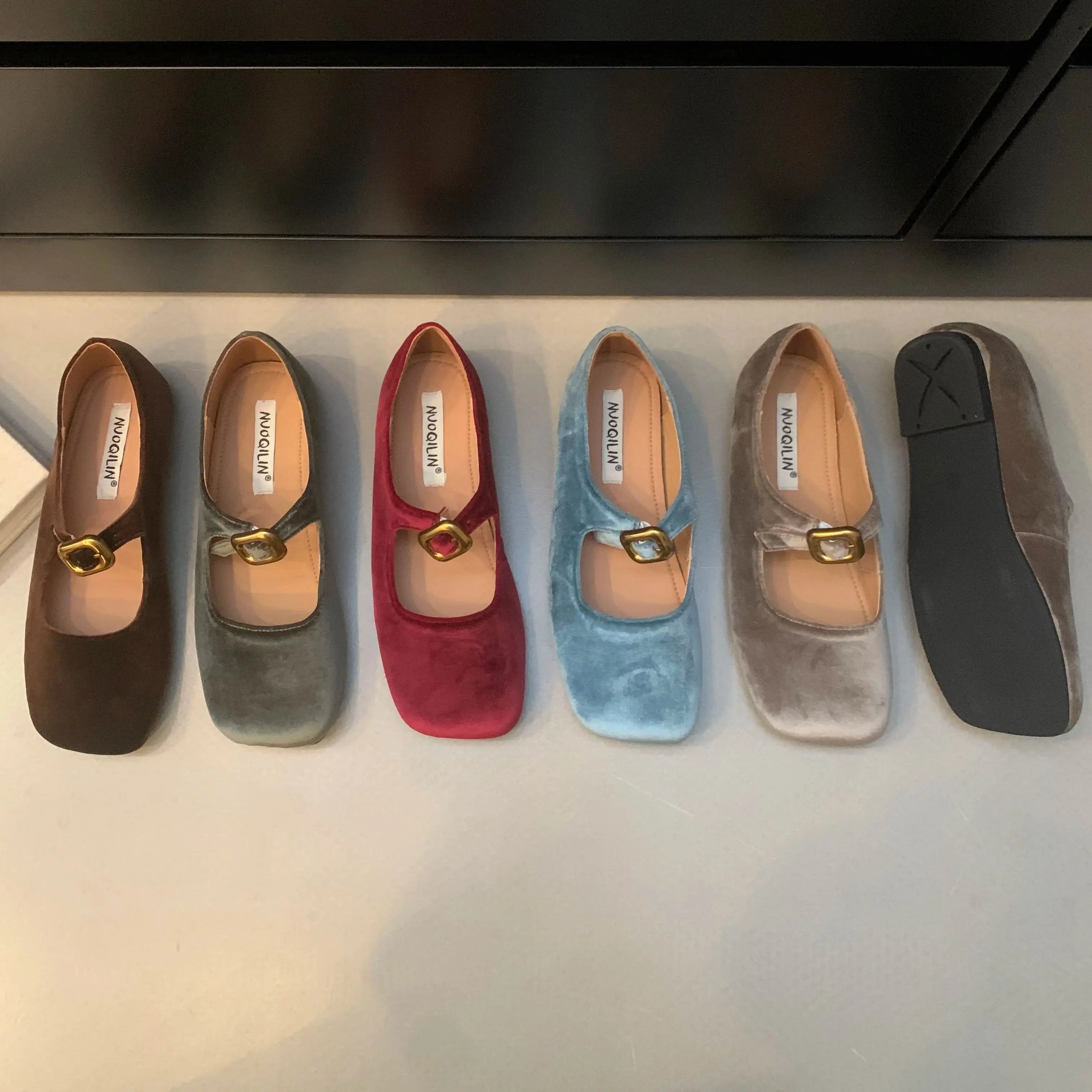 LBSFY  -  2024 Winter New Women Flats Fashion  Velvet Round Toe Ladies Casual Mary Jane Shoes Soft Sole Ballerinas Shoes