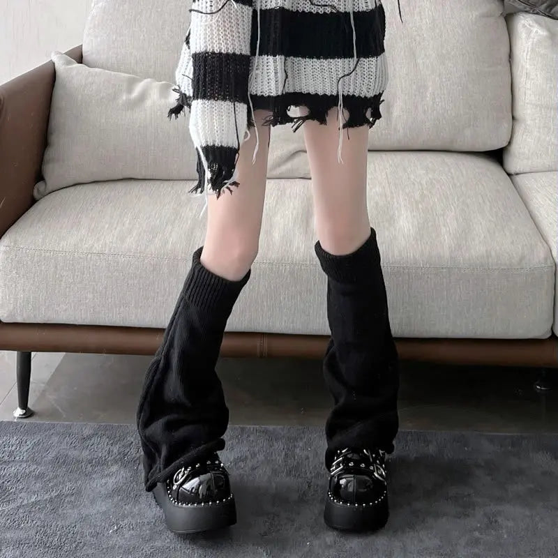 Lbsfy Autumn and Winter New Leg Warmers Woman Solid Color Striped Thick Knitted Leg Warmers Buttons Slit Warm Socks for Women