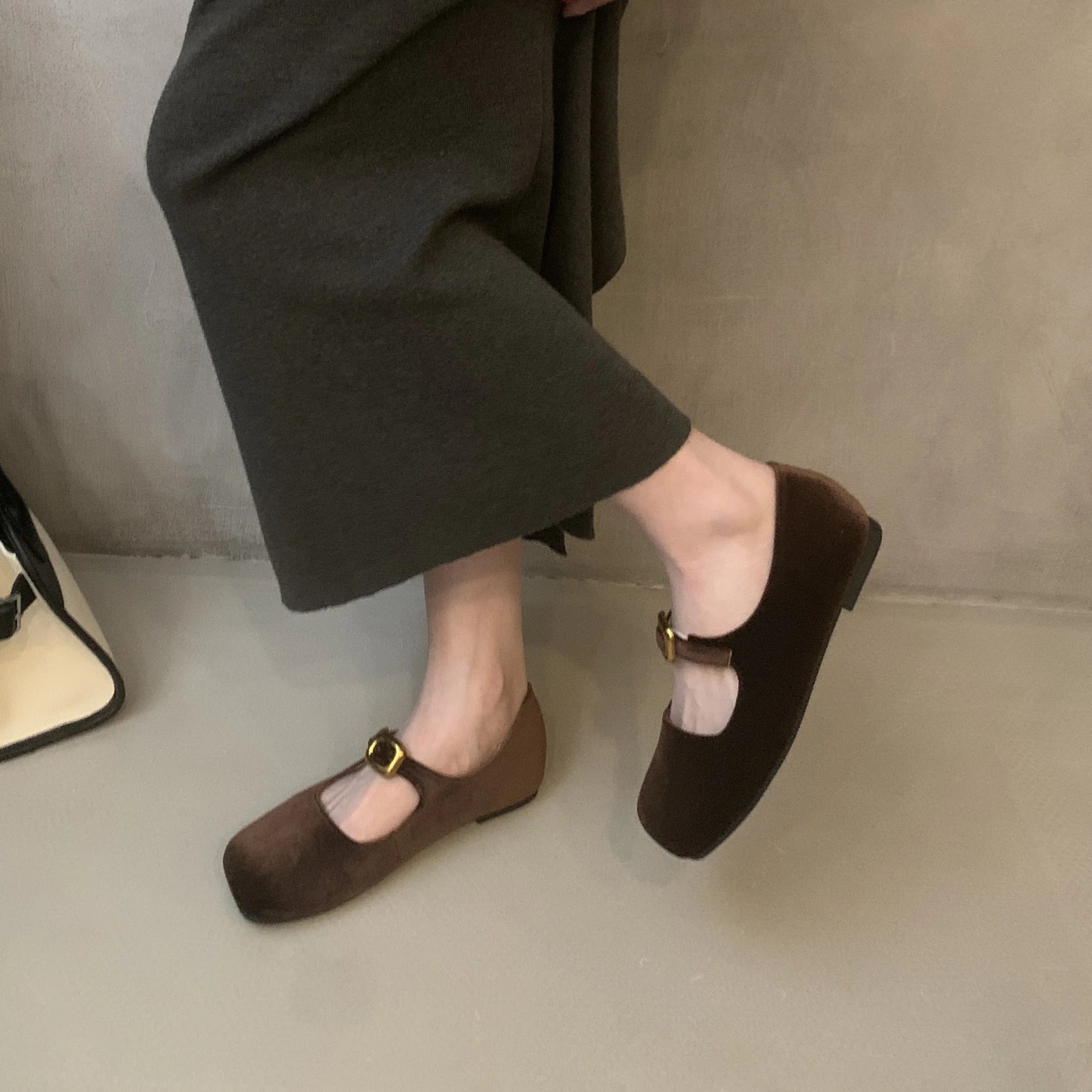 LBSFY  -  2024 Winter New Women Flats Fashion  Velvet Round Toe Ladies Casual Mary Jane Shoes Soft Sole Ballerinas Shoes