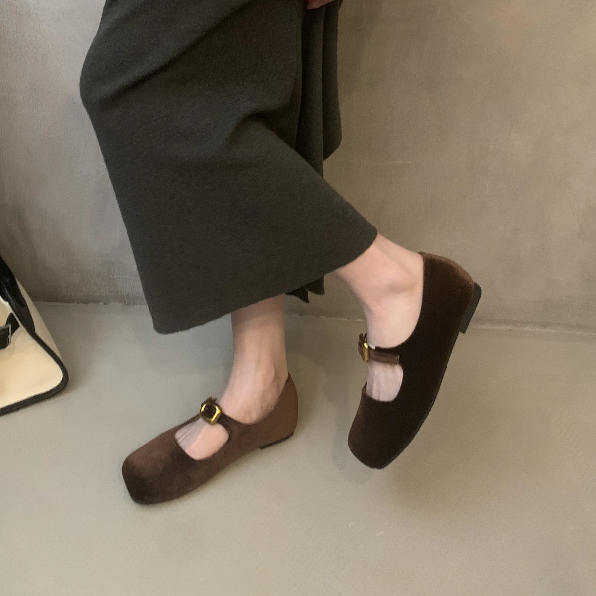 LBSFY  -  2024 Winter New Women Flats Fashion  Velvet Round Toe Ladies Casual Mary Jane Shoes Soft Sole Ballerinas Shoes