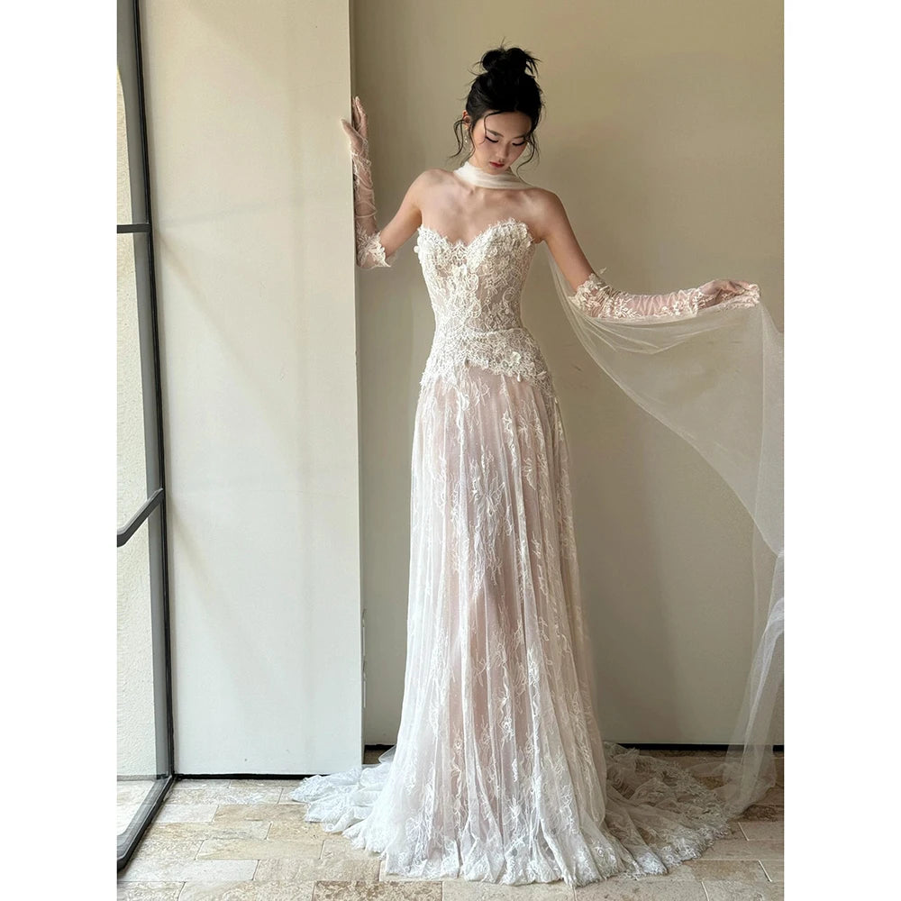 LBSFY -Strapless Wedding Dresses Sleeveless Luxury Lace Wedding Gown With Court Train Claccis A-line Brides Wedding Dresses Customized