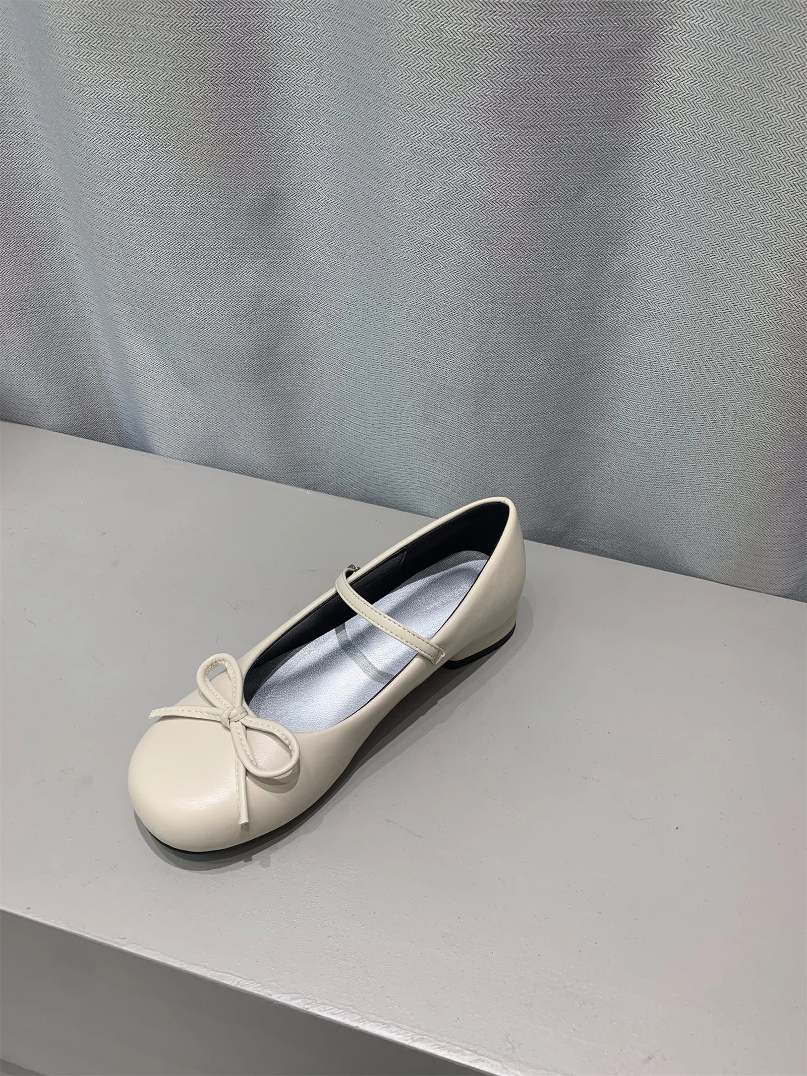 LBSFY  -  Luxury Satin Silk Ballet Shoes Woman Classic Square Toe Bowtie Elastic Band Ballerina Flats Ladies Soft Loafers Mujer