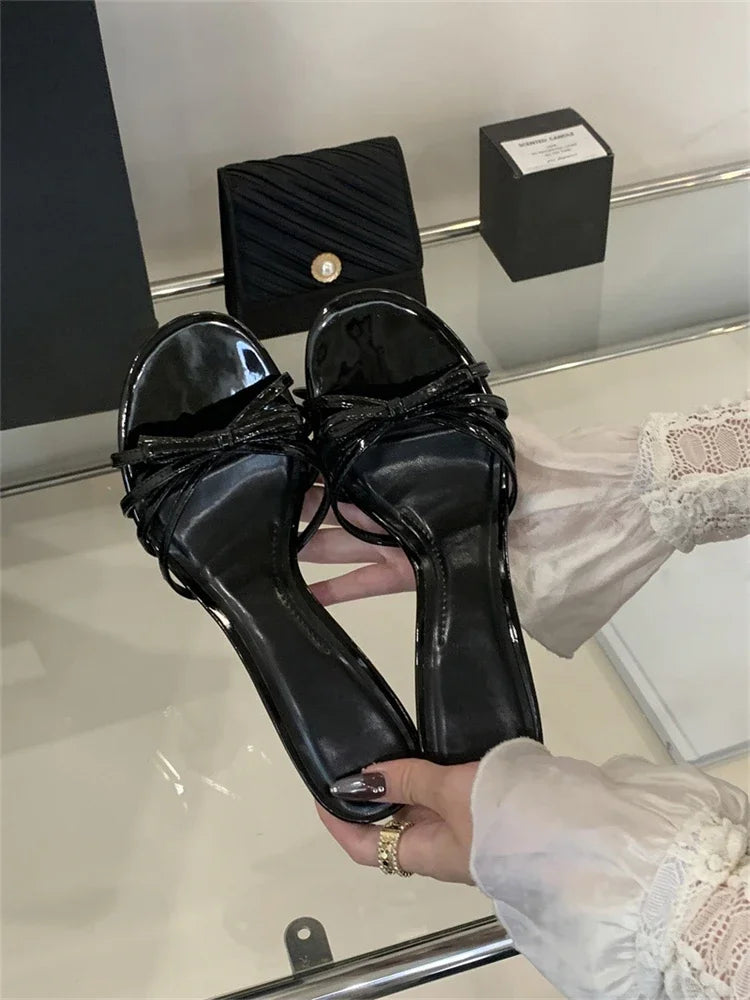 LBSFY -Summer Fashion Round Toe Slippers Women Narrow Band Thin Low Heels Beach Casual Sandals Flip Flops Shoes Zapatos De Muje
