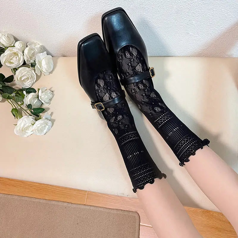 Lbsfy Summer Thin Socks Women Hollow Lace Solid Color Middle Tube Casual Socks for Women Breathable Black White Sock