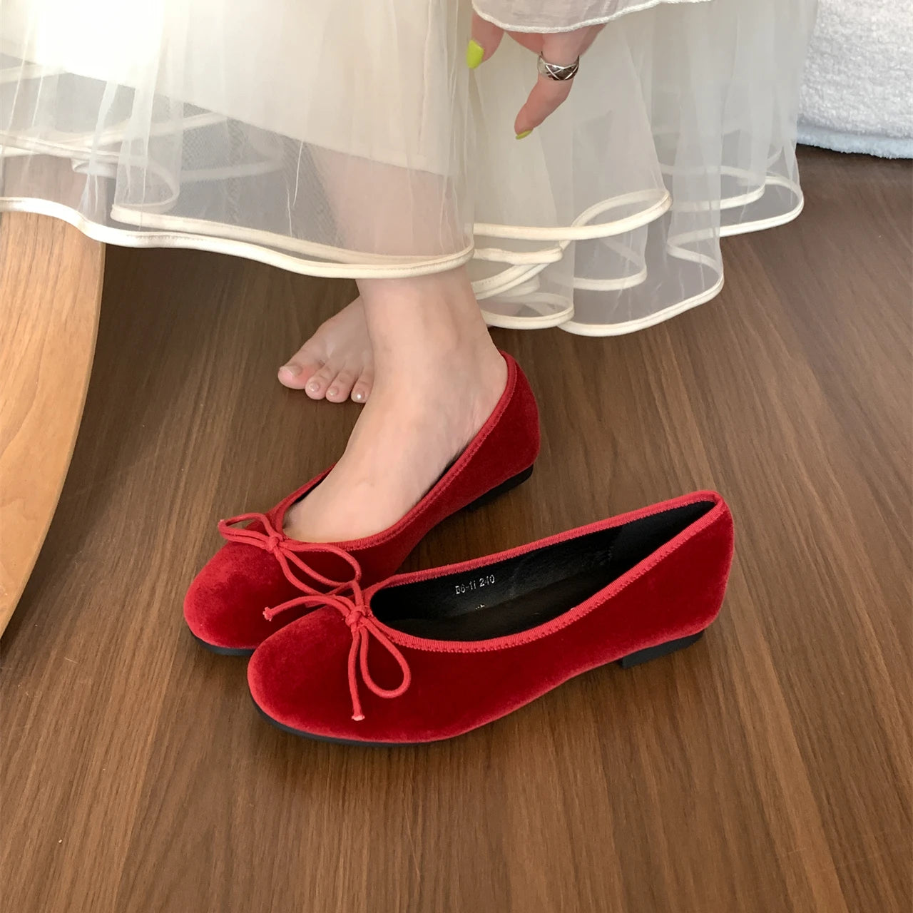 LBSFY -Brand Women Velvet Flats Round Toe Shallow Soft Ballerina Shoes Ladies Casual Dress Shoes Ballet Loafers Classics Mujer