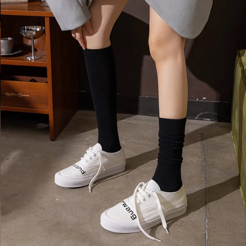 Lbsfy Women Cotton Knee High Socks Girl Black White Stockings Solid color Casual Calf Sock Female Fashion Sexy Long Socks
